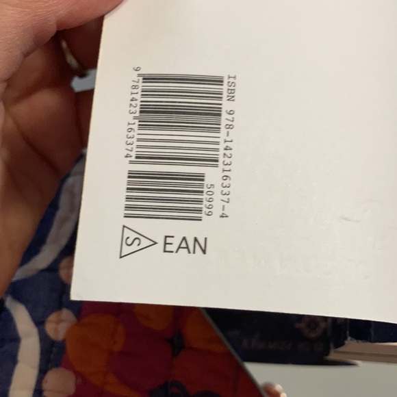 The Sword of Summer from Magnus Chase and the Gods of Asgard by Rick Riordan, PB - Picture 2 of 5